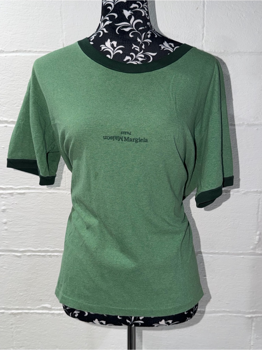 Maison Margiela Paris Upside Down Logo Ringer T-Shirt Sage Green Size 50 Large